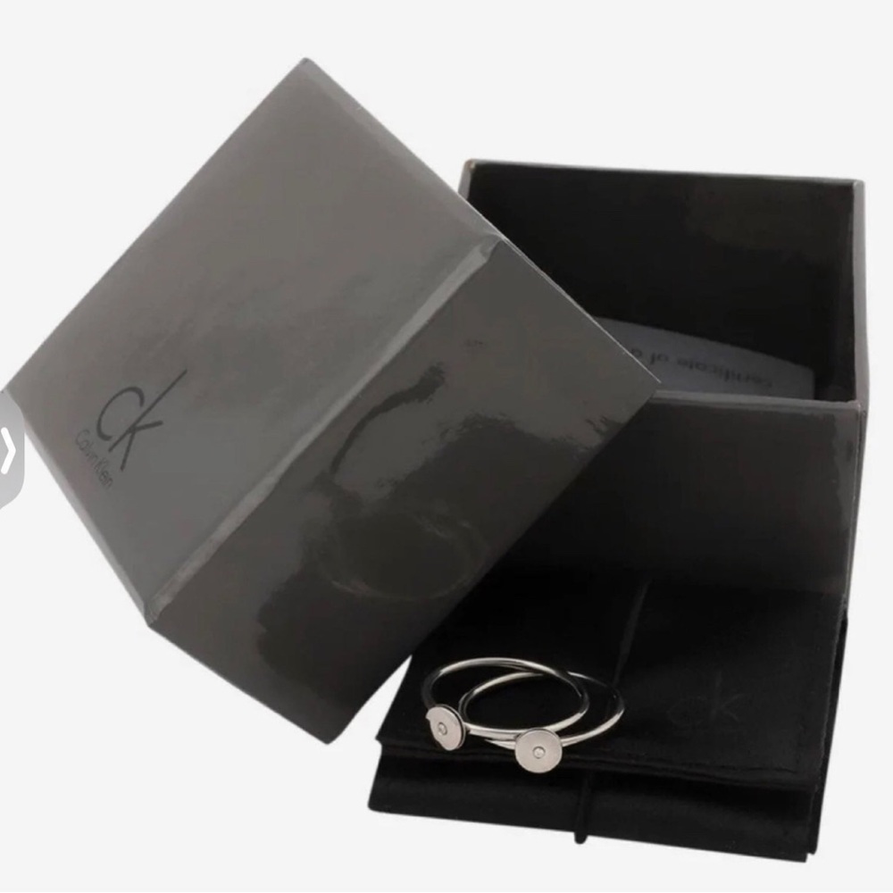 Calvin Klein 
2 PRECIOUS RING Set NIB